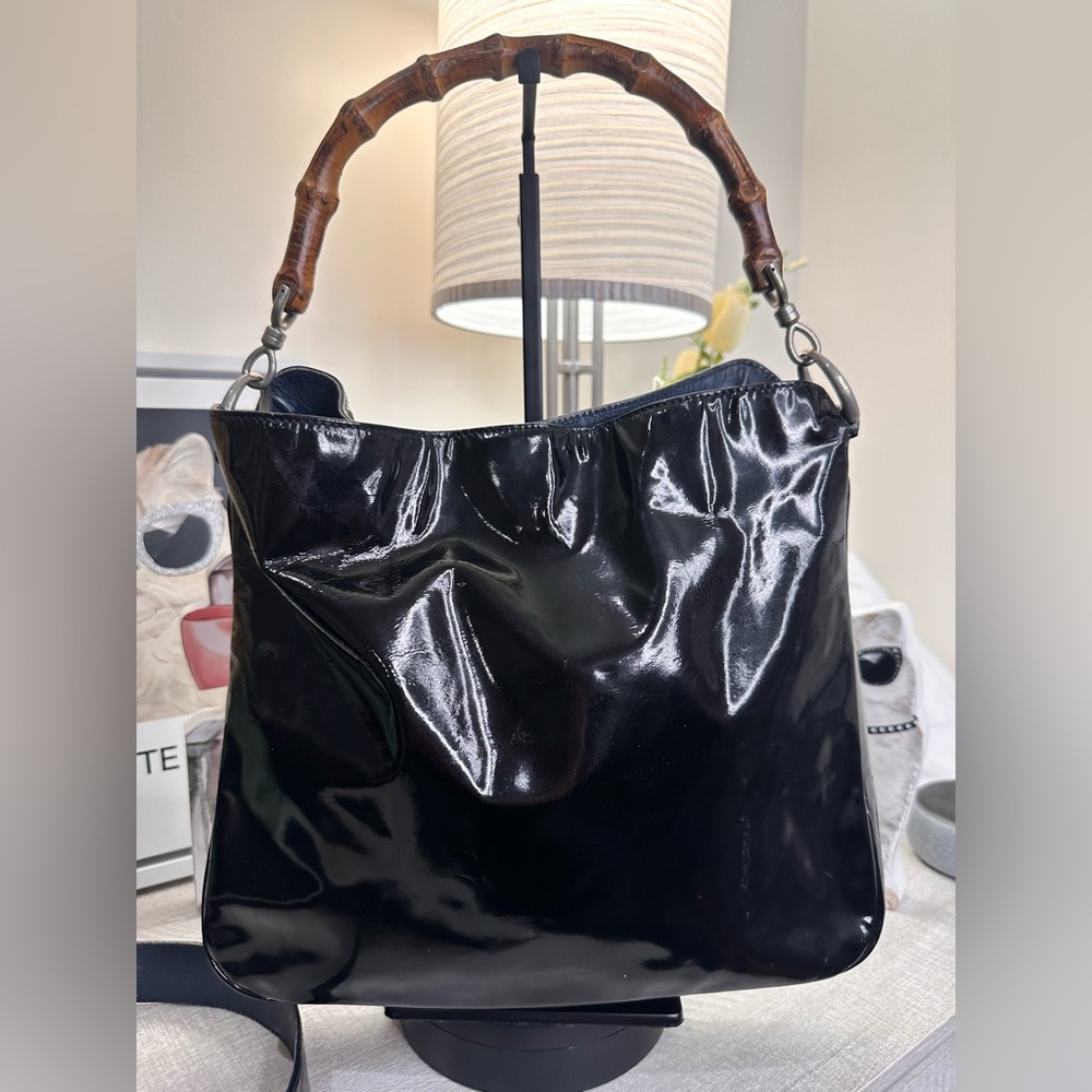 Gucci Elegant Black Patent Leather Bag with Bamboo Handle - Picture 1 of 16